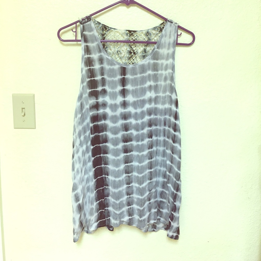 NWT Hem & Thread lightweight crochet backed tank