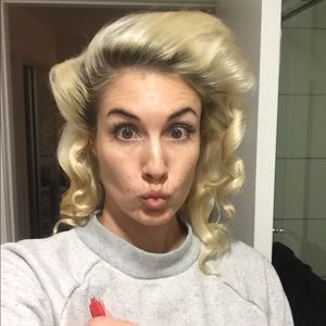 Meet your Posher, Vanessa