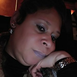 Meet your Posher, Felicia