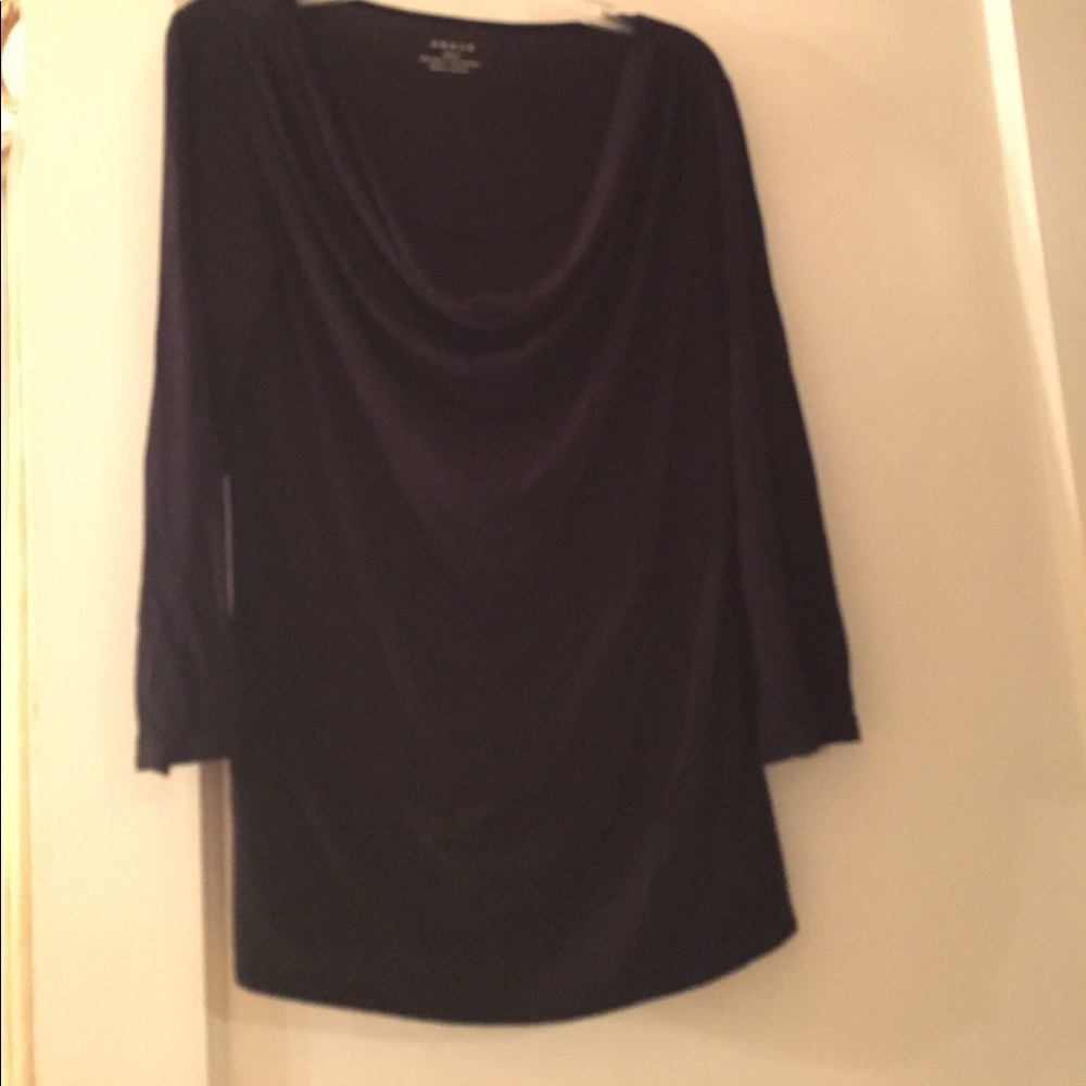 Long sleeve black top