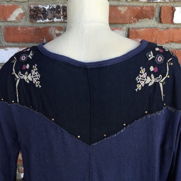 We The Free Perfectly Distressed Boho Top! - Picture 5 of 7