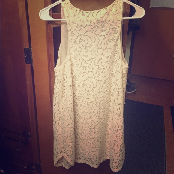 White Lace Shift Dress (Dainty Hooligan) NEW! - Picture 3 of 3