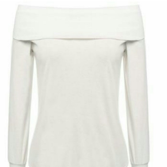 White top - Picture 3 of 4