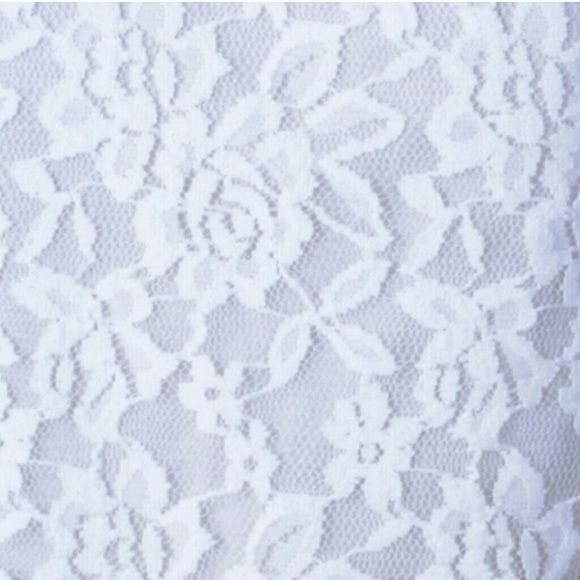 Lace off shoulder blouse - Picture 3 of 4