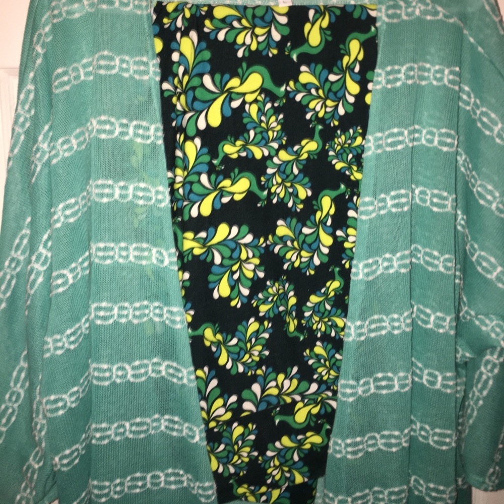 Lularoe Outfit will seperate plz ask💙🎉💙