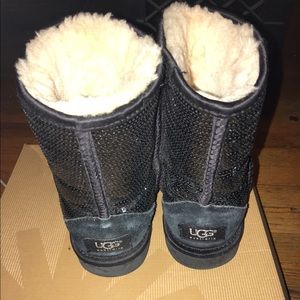 Ugg Classic Short Sparkles (Black Sequins)