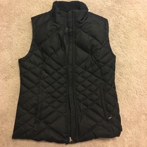Eddie Bauer Small black zip up vest w pockets