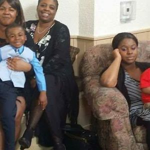 Meet your Posher, Beverly