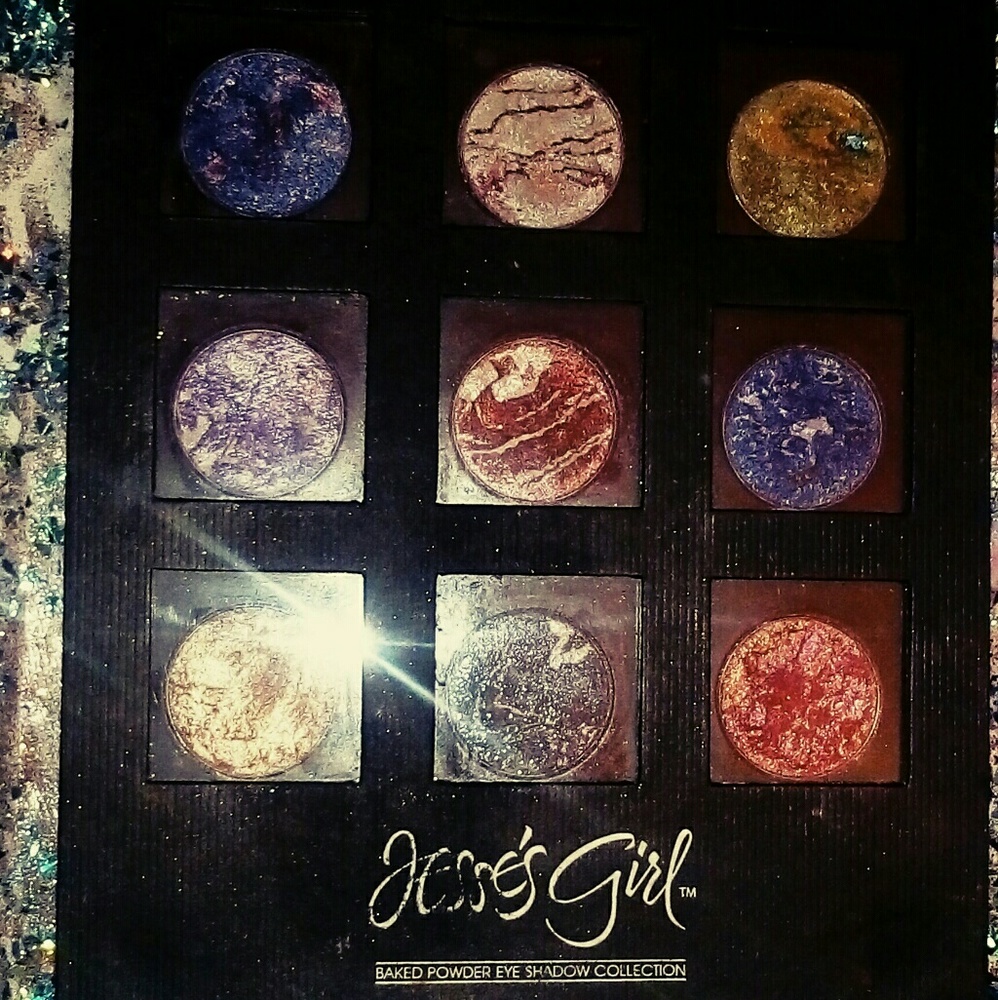 eyeshadow palette