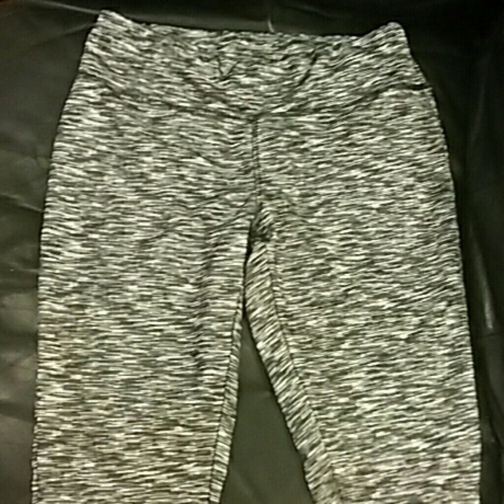 Workout pants - Picture 2 of 2