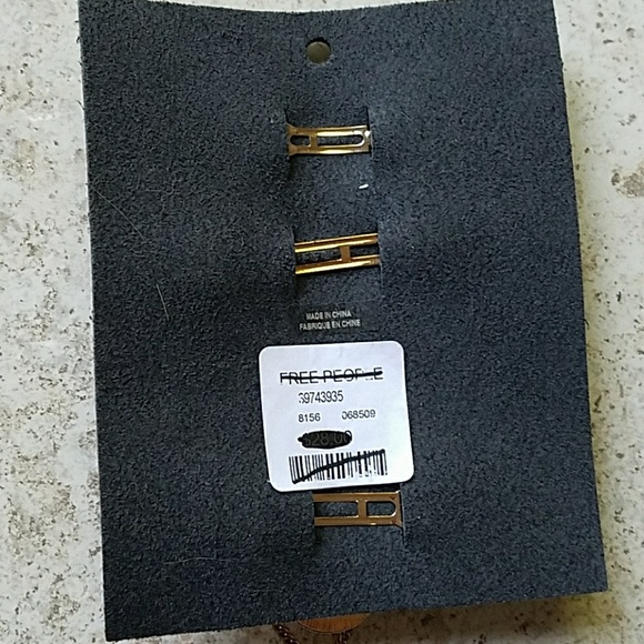 Free People hair clips - Picture 4 of 5