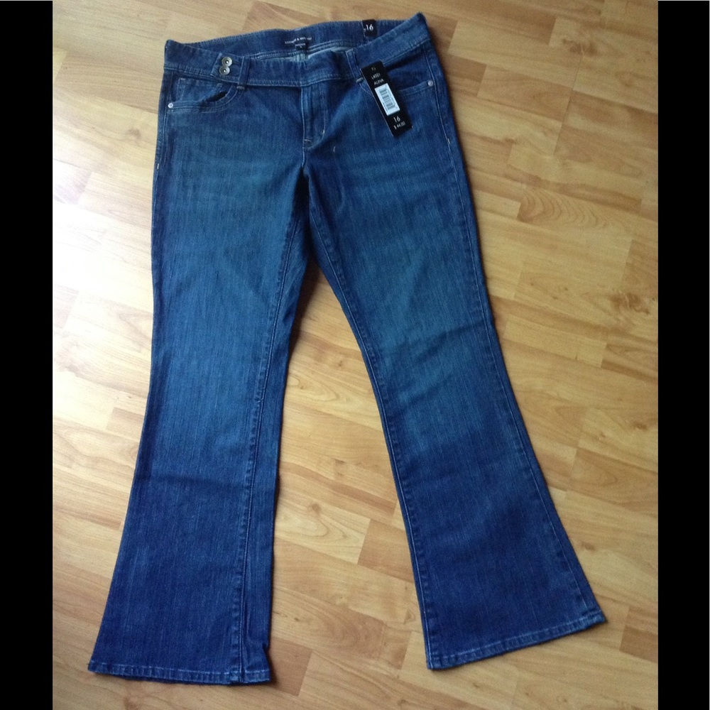 NWT Flare Leg Jeans