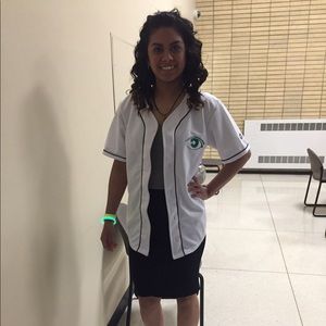 Meet your Posher, Ariel