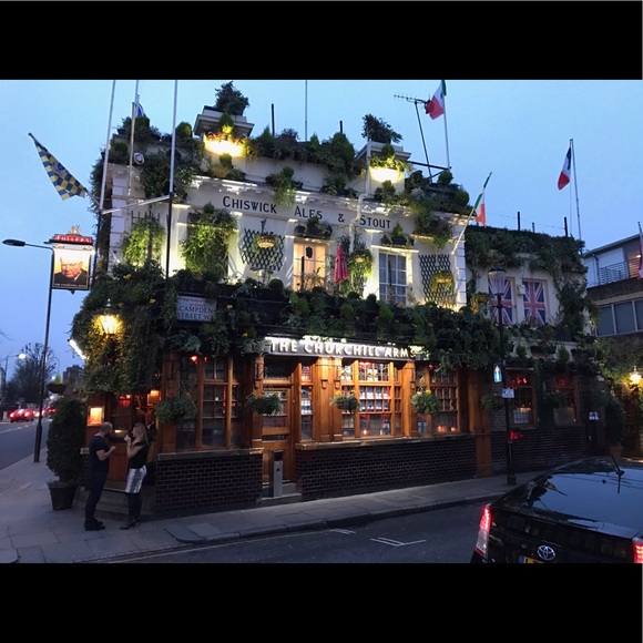 Meet your Posher, April - Picture 1 of 1