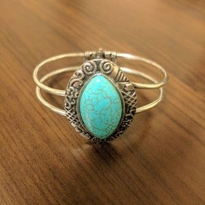 Jade patterned bangle bracelet