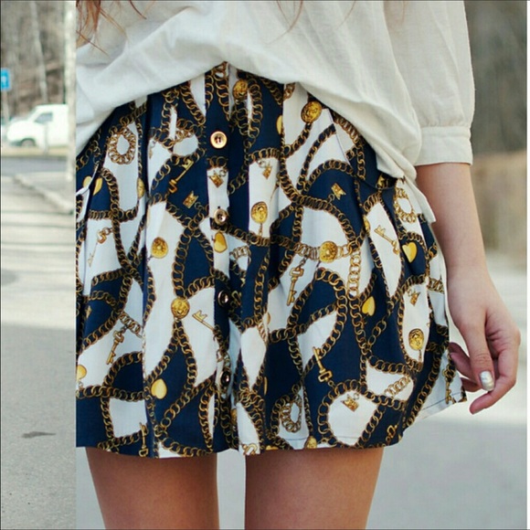 Topshop Dresses & Skirts - Topshop Printed Chain Skirt