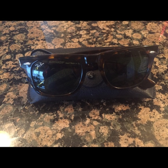Ray Ban Turtoise Brown - Small frame - Wayfarer