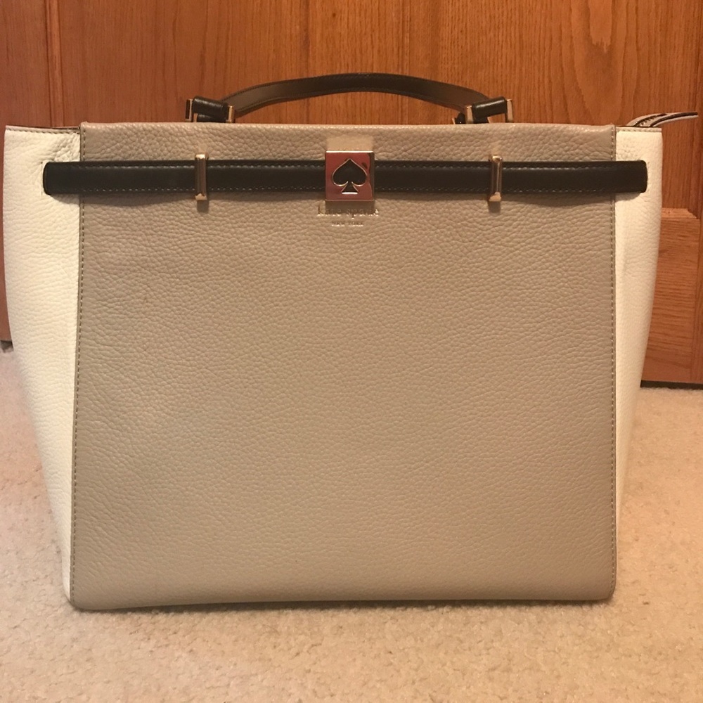 Kate spade purse
