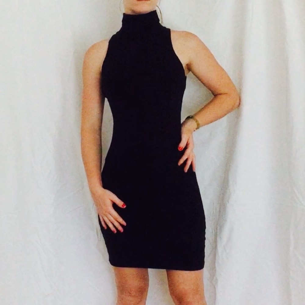 Sleeveless turtleneck dress
