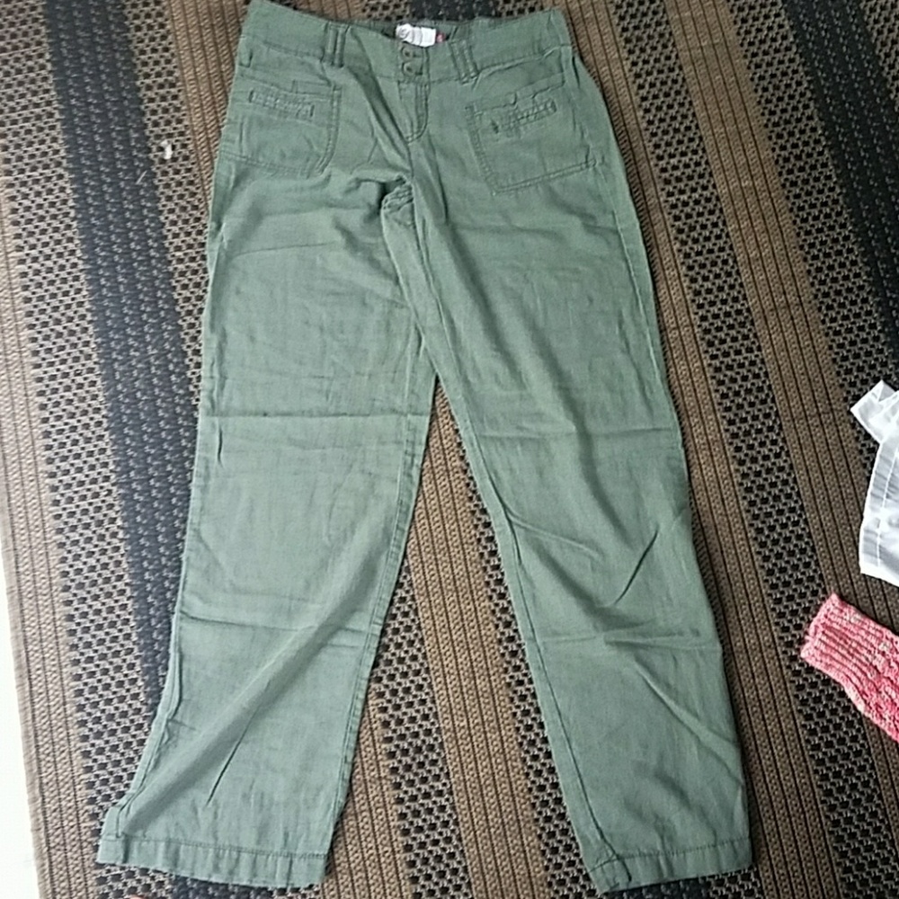 So linen beach pants