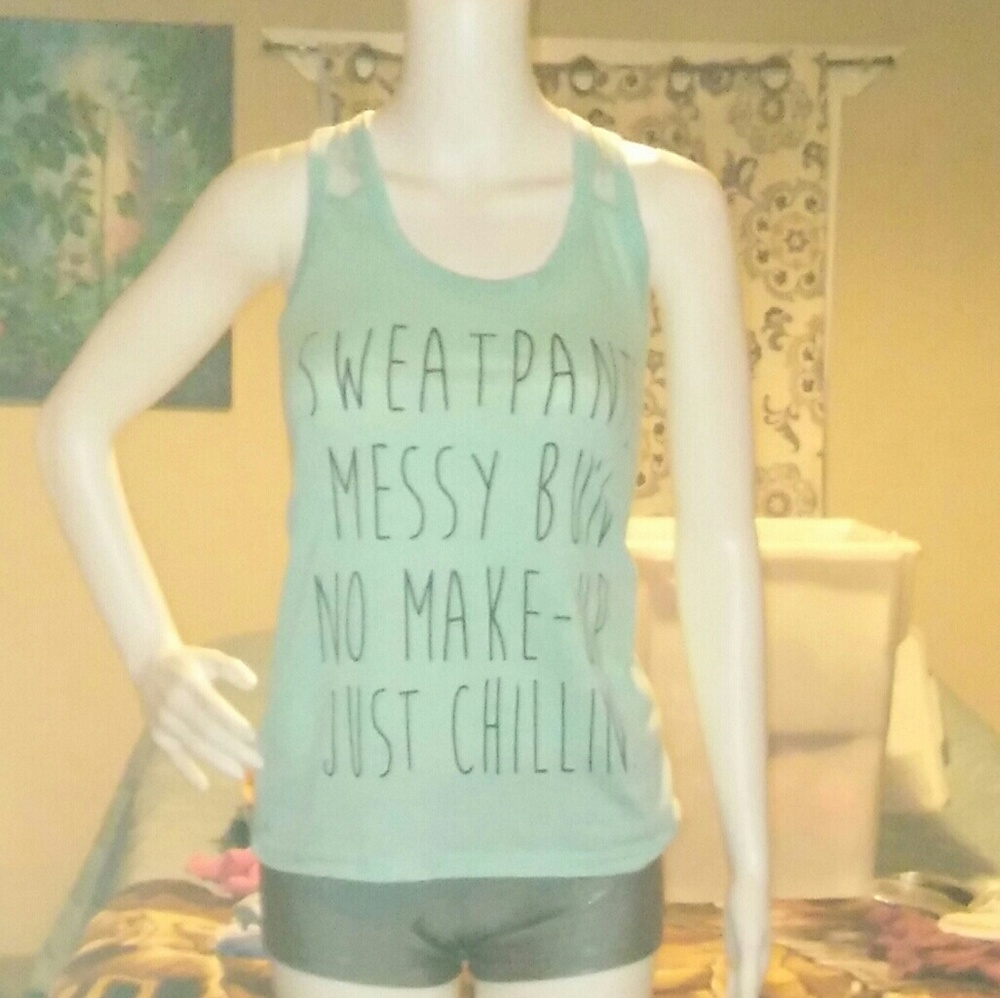 Rue 21 tank
