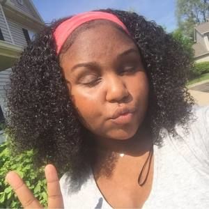 Meet your Posher, Tiora