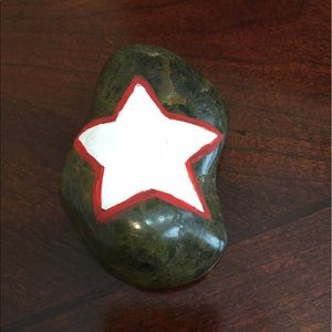 Meet your Posher, Crystal