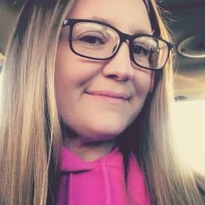 Meet your Posher, Eva