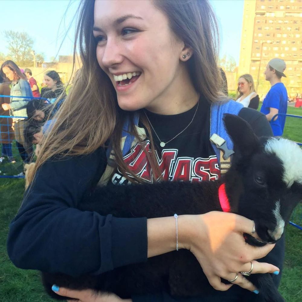 Meet your Posher, Maddie