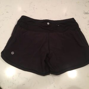 Lululemon black shorts