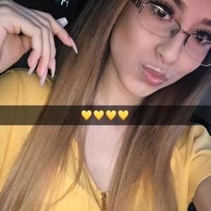 Meet your Posher, Fatima