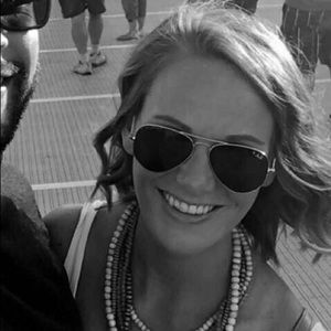 Meet your Posher, Sally