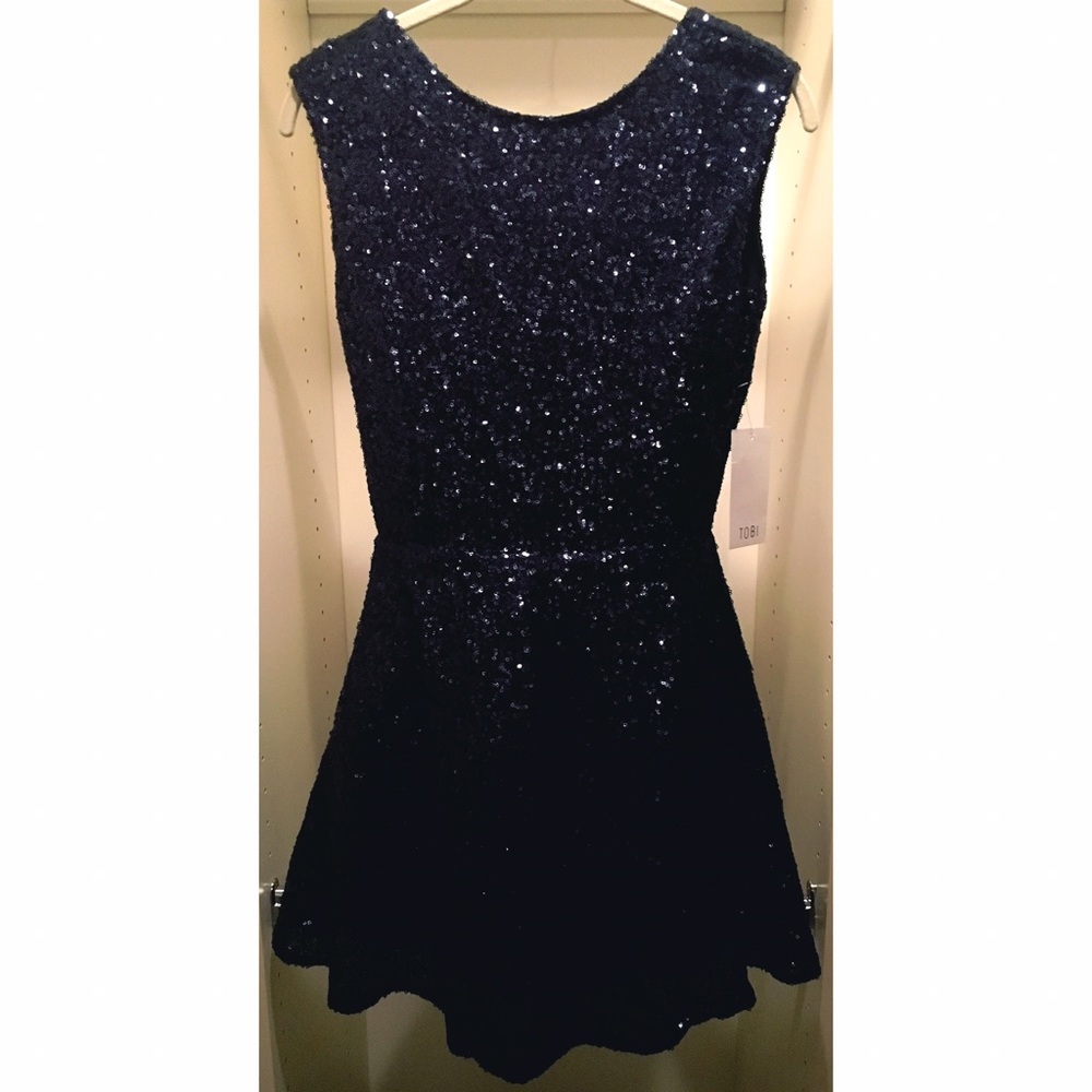 *MOVING SALE*BUY NOW* TOBI Open-back Formal Dress
