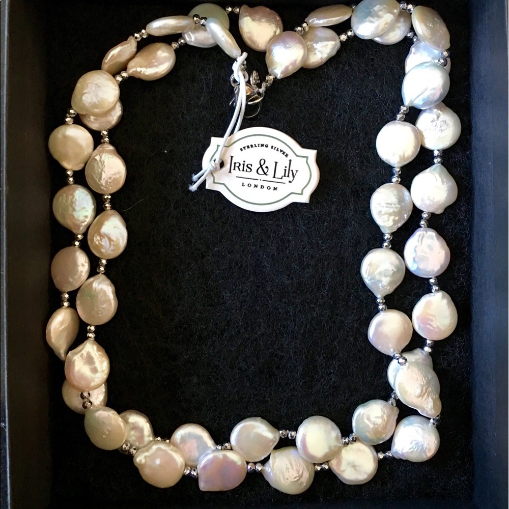 Iris & Lily Coin Pearl Necklace 36"