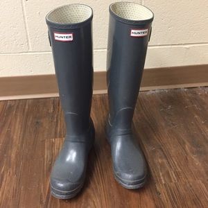 Grey Hunter Rainboots Size 8