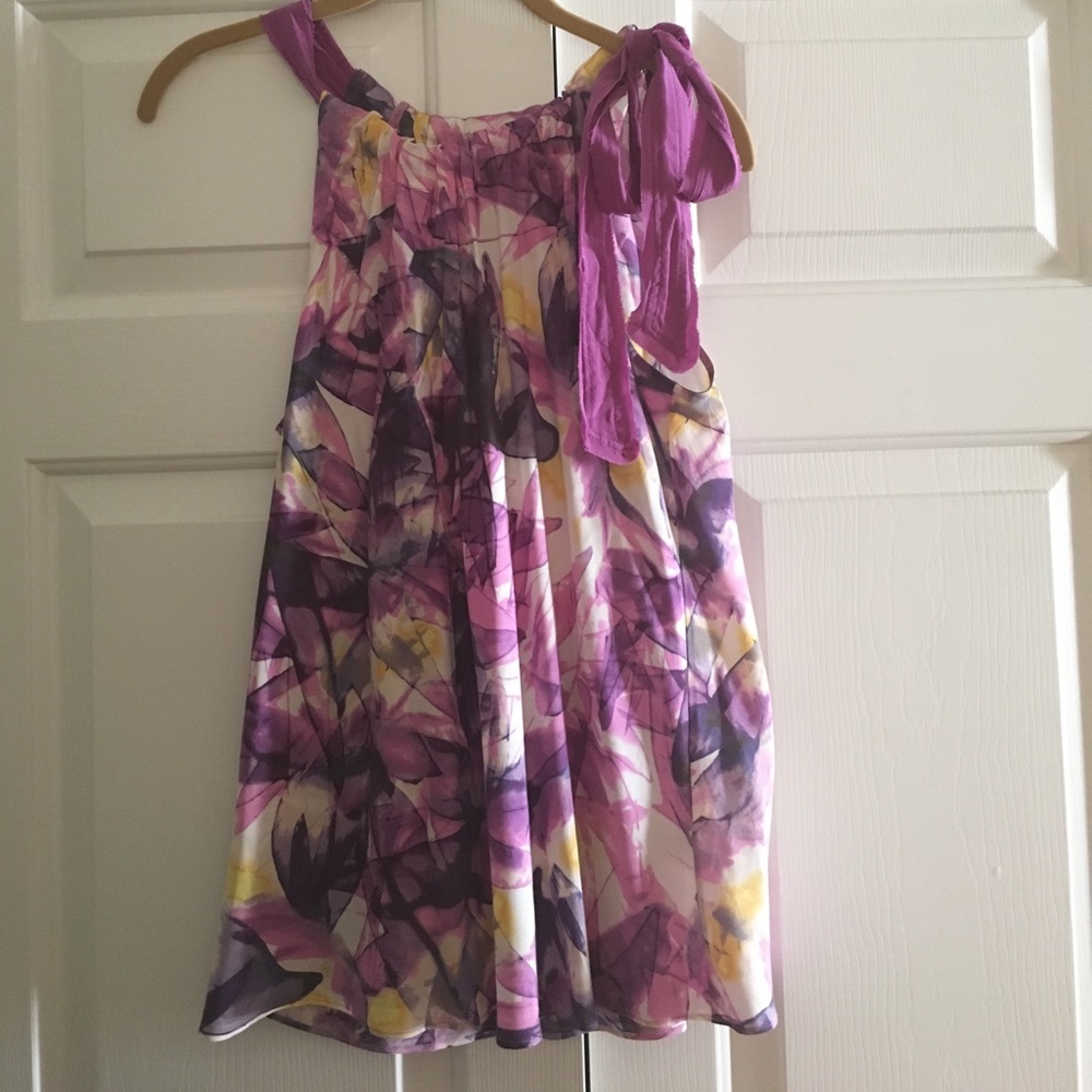 Banana Republic Top... very good condition