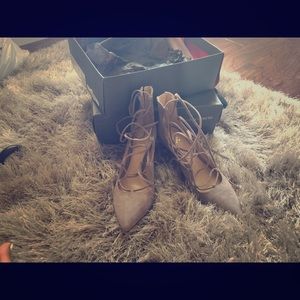 Vince Camuto Stone Taupe tie up pumps