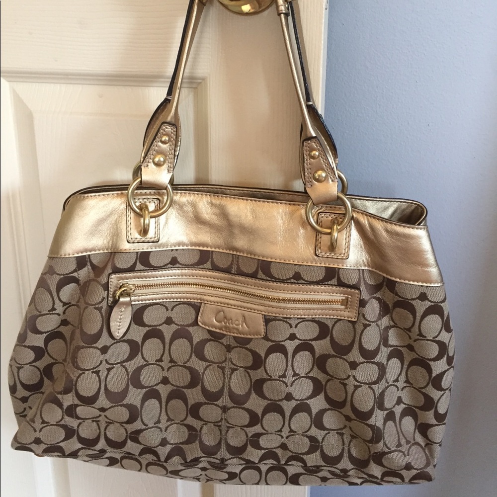 Classic Coach Bag