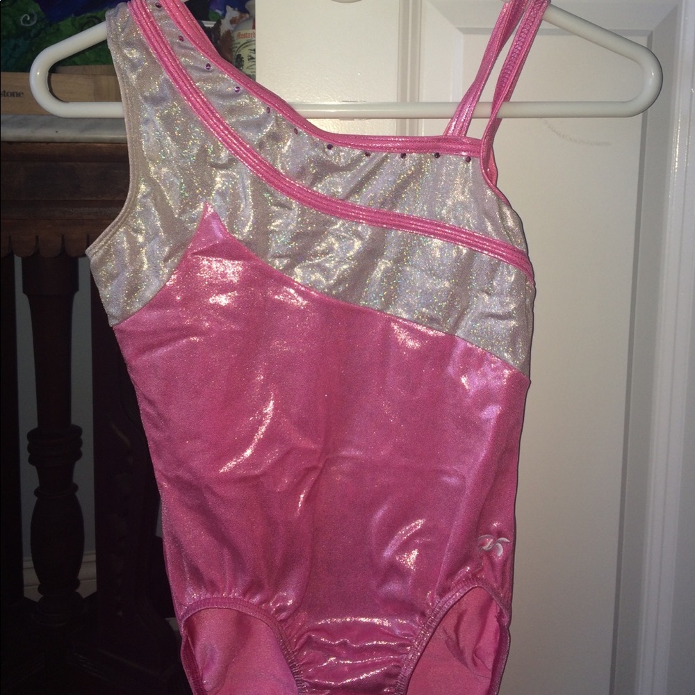 GK leotard