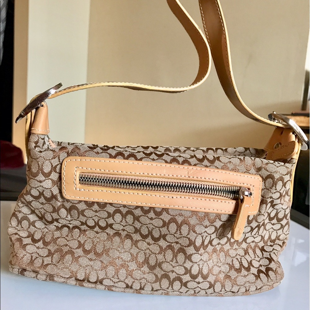 SOLD Coach signature hand bag purse