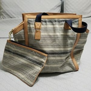 Fossil tote w/detachable pouch