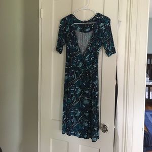 **PRICE DROP** Butterfly print wrap dress🦋