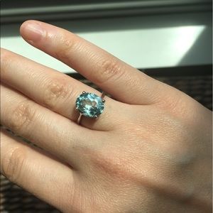 Blue topaz ring size 5 1/2 platinum stamp 18k