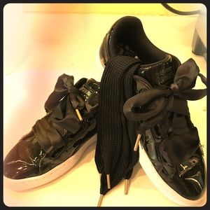 PUMA Basket Heart Patent Leather