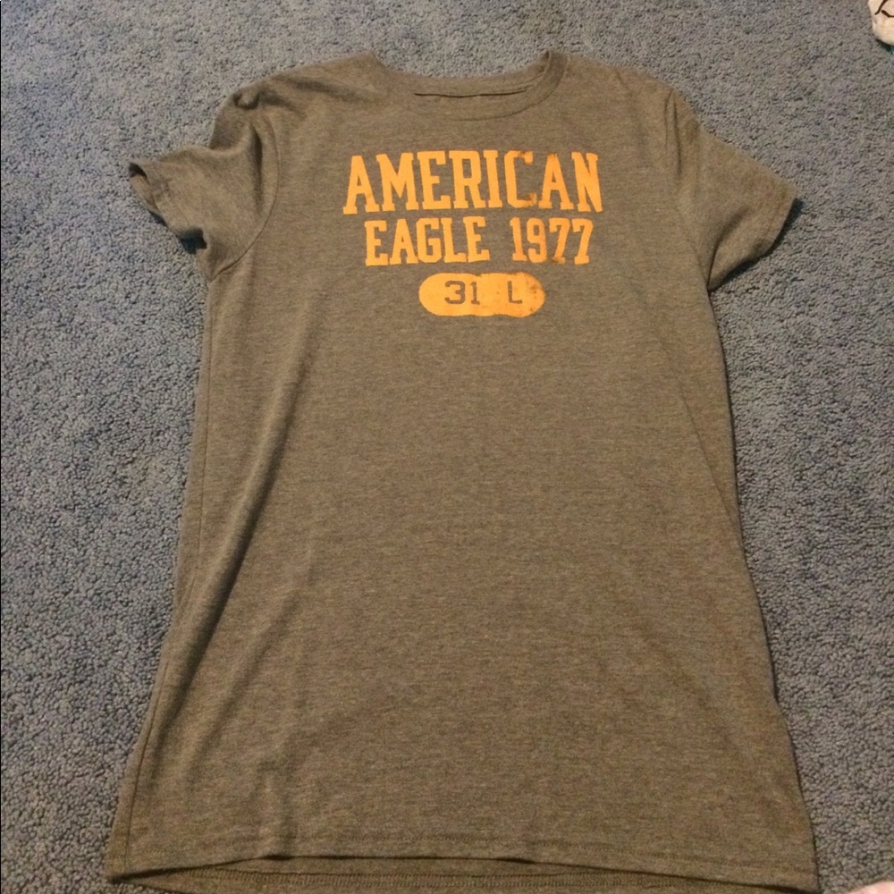American Eagle top