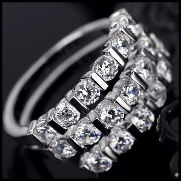 3 Row Swarovski Crystals Ring S9 - Picture 2 of 5