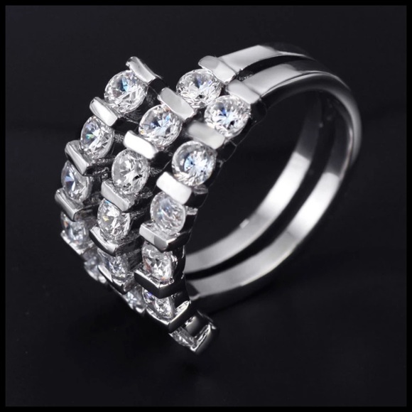 3 Row Swarovski Crystals Ring S9 - Picture 3 of 5