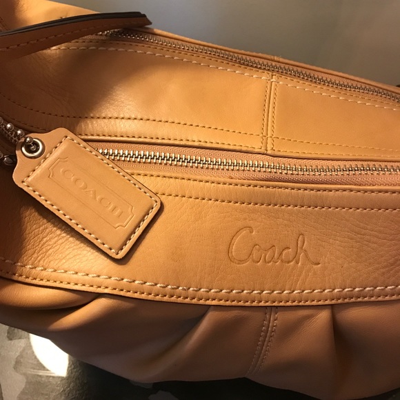 Coach Bag - Picture 2 of 8