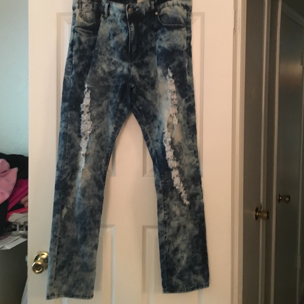 Stone wash jeans