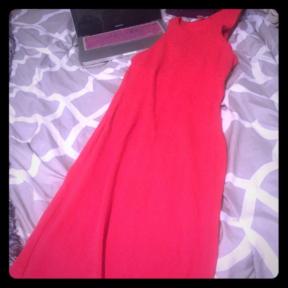 Stretchy midi dress. Worn once. H&M. Color, coral - Picture 1 of 3